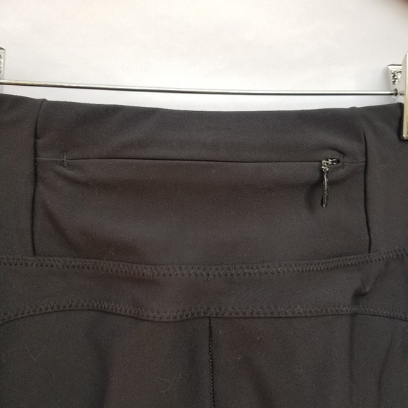 ATHLETA Women's Stellar Tight in Black size Extra Small style 870815 - Picture 10 of 14